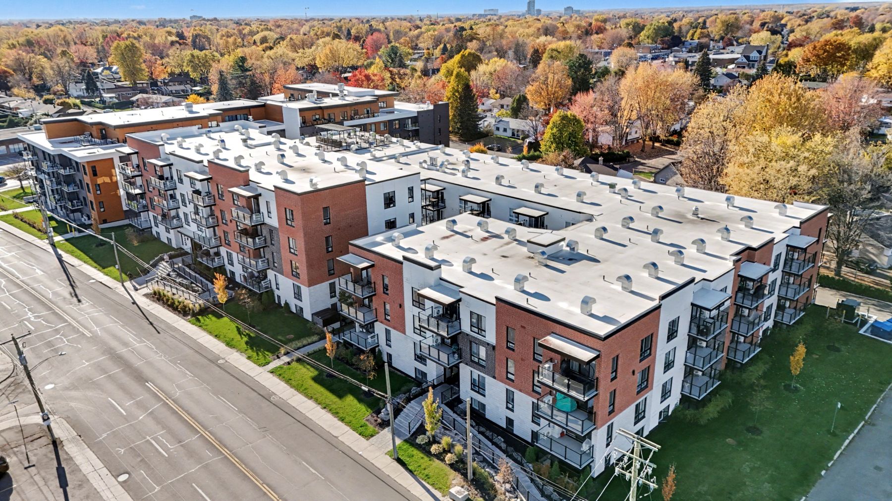 325 rue Notre-Dame Repentigny — photo 2